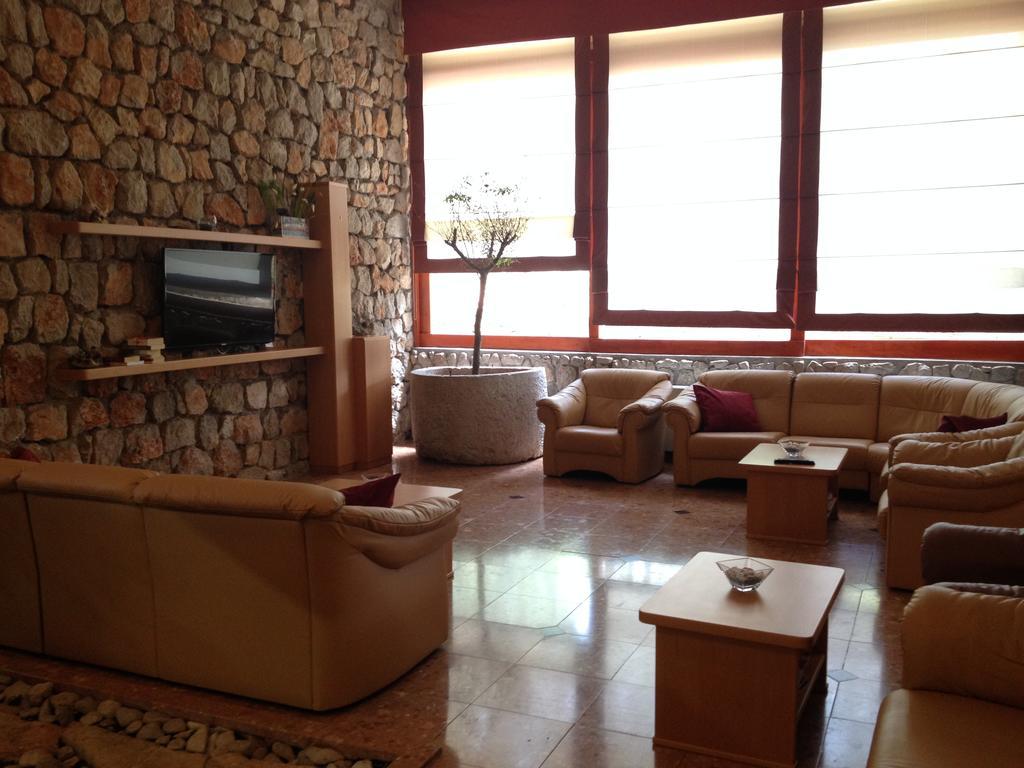 Kimen Hotel 3*